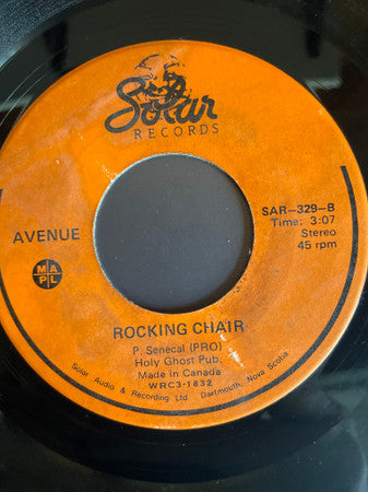 Avenue (27) : Romance (7", Single)