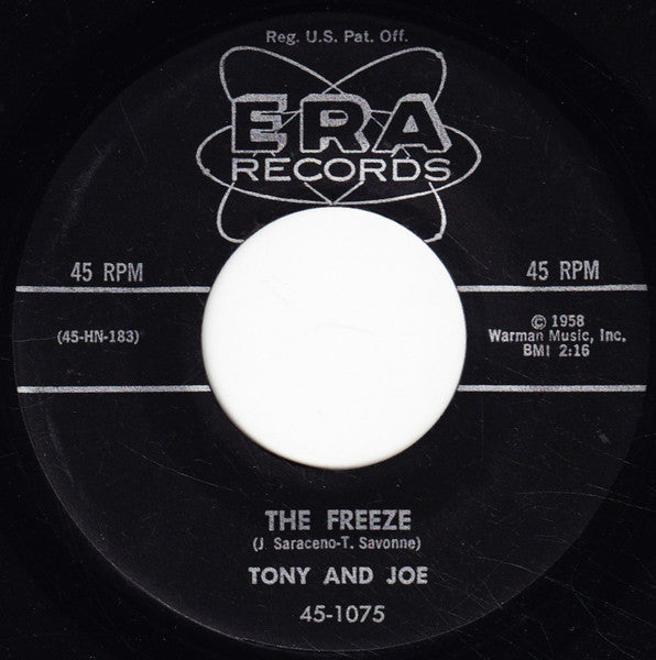 Tony & Joe : The Freeze / Gonna Get A Little Kissin' Tonight (7", Single, Styrene)