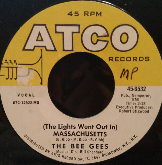 Bee Gees : (The Lights Went Out In) Massachusetts (7", Single, Mono, MO )